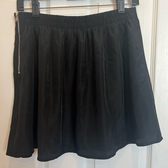 Tobi Silky Zipper Mini Skirt - Picture 3 of 6